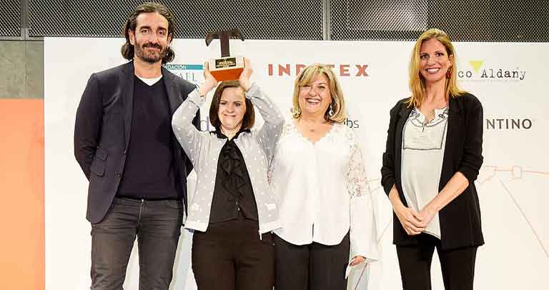 Apama recibe uno de los Premios T a la Solidaridad de Telva